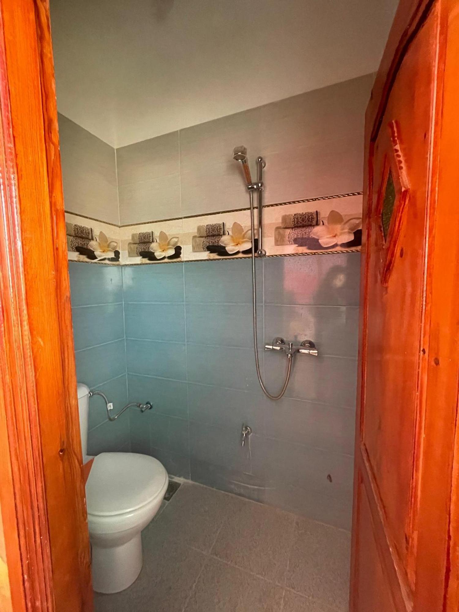 Dar Ilyana Hotel Ait Tiourhza Екстериор снимка